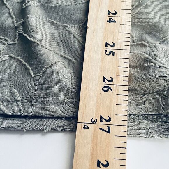 Chicos Top Size 2 (Large) Sage Green Floral V Neck Tunic Lagenlook - Picture 4 of 7